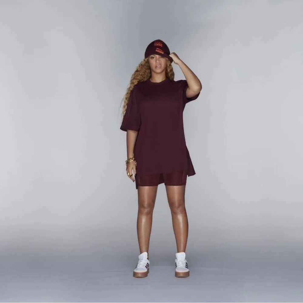 Adidas Ivy Park T-shirt, size S